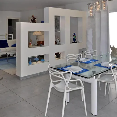 La Bleue Holiday home *